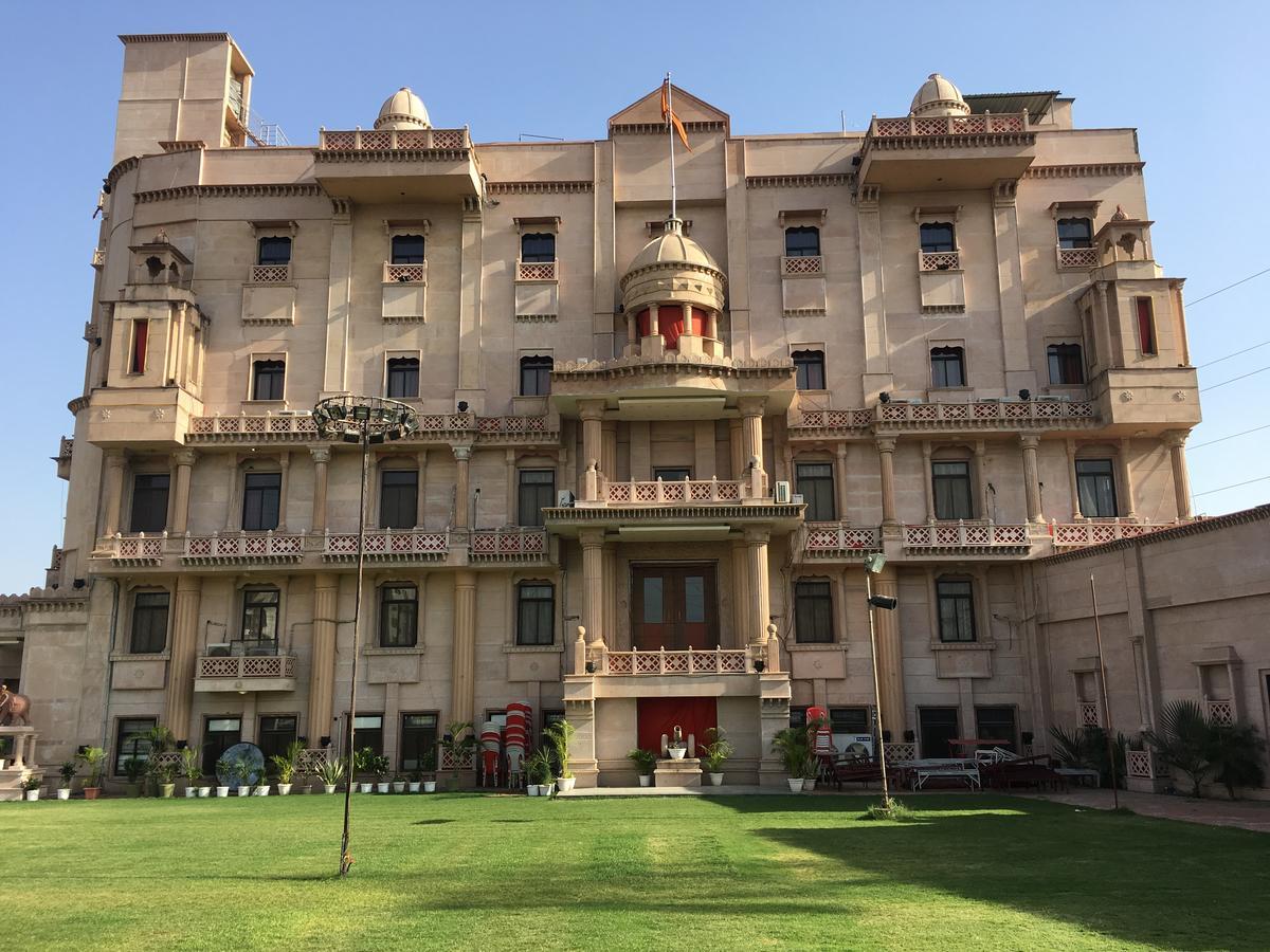 Kailash Presidency Hotel Bhopal Buitenkant foto