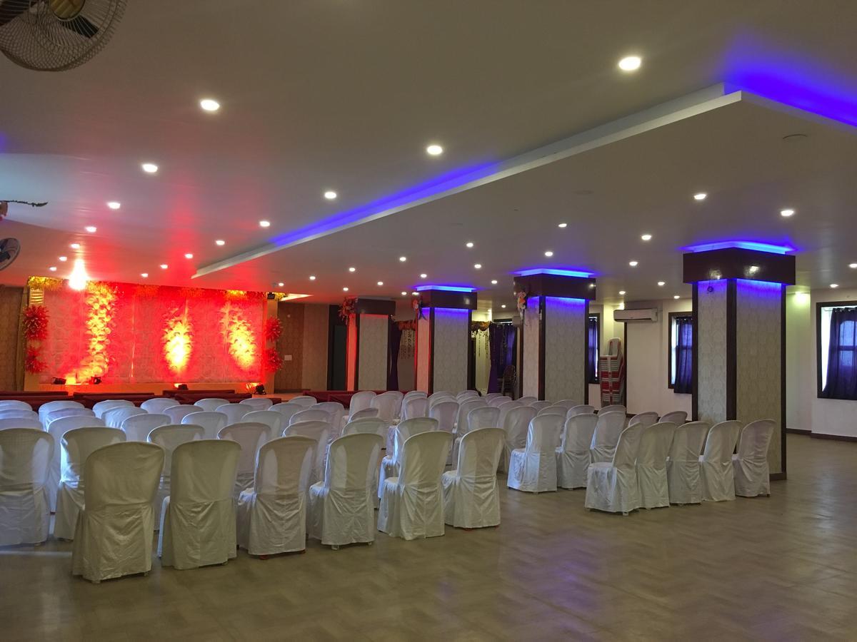 Kailash Presidency Hotel Bhopal Buitenkant foto
