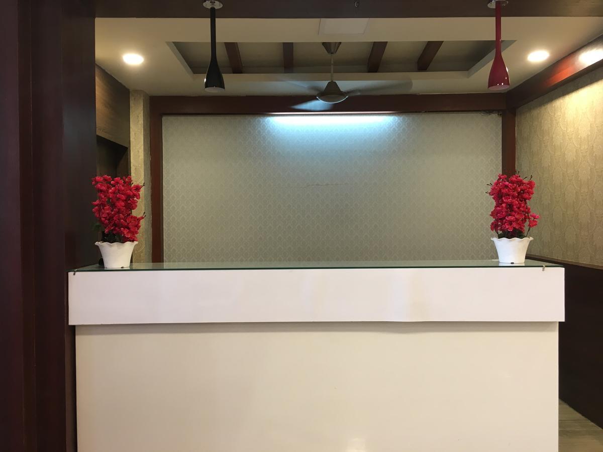 Kailash Presidency Hotel Bhopal Buitenkant foto