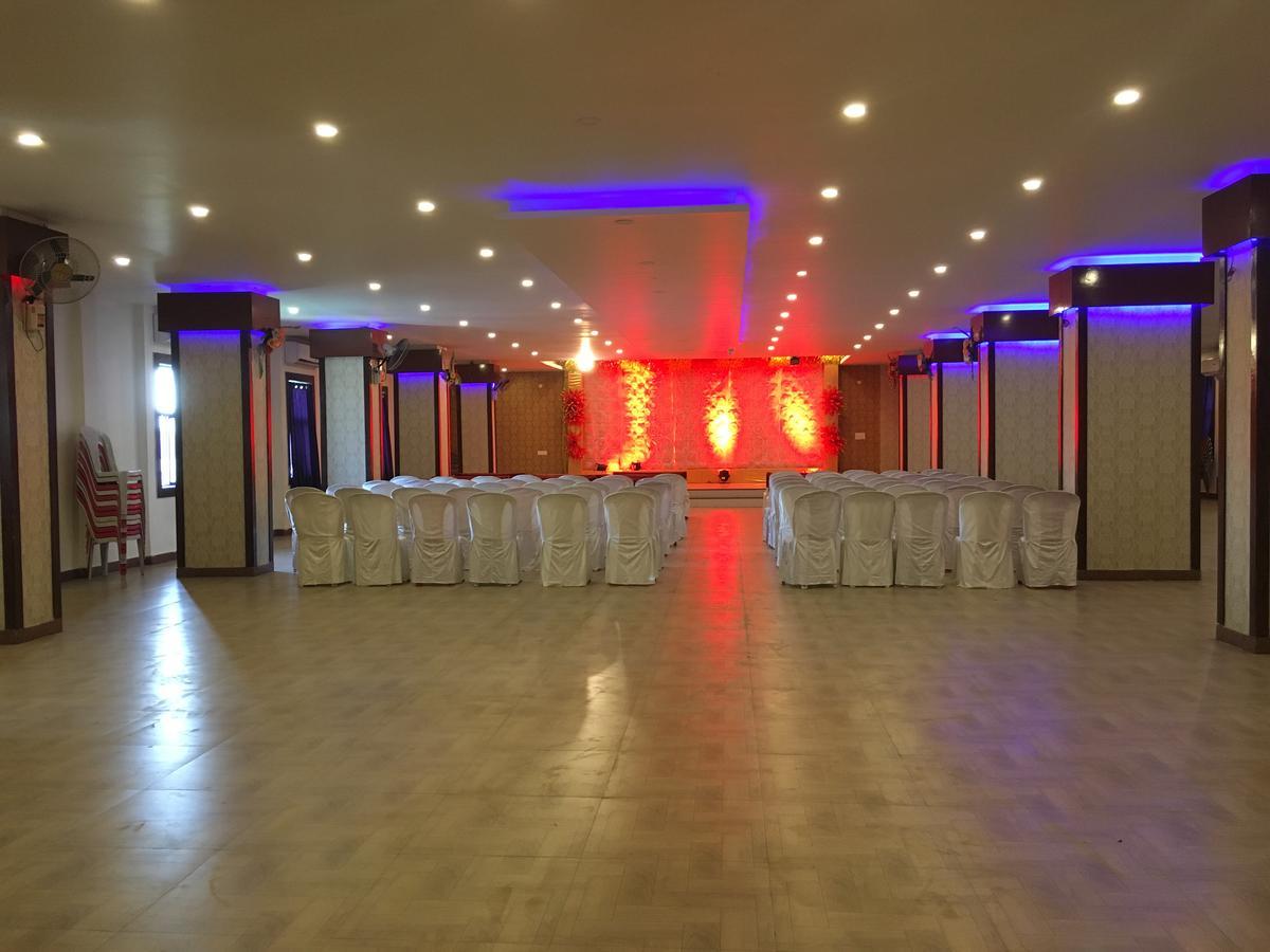 Kailash Presidency Hotel Bhopal Buitenkant foto