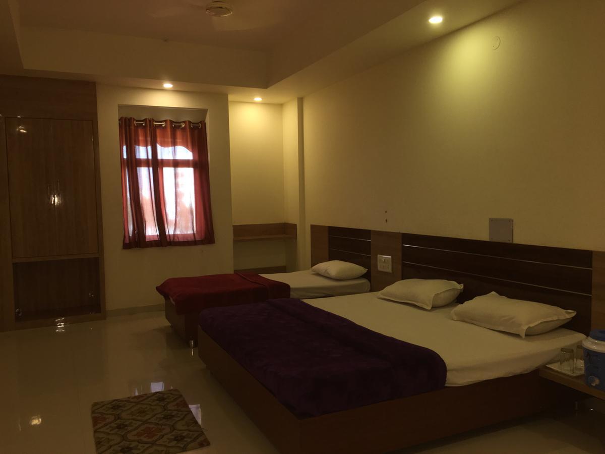 Kailash Presidency Hotel Bhopal Buitenkant foto